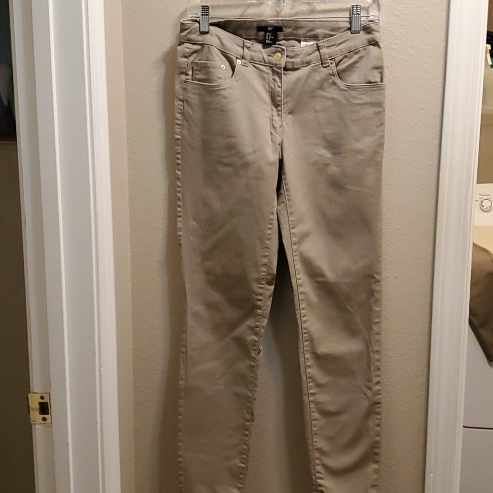 Khaki pants